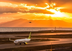 神戸空港の夕景写真